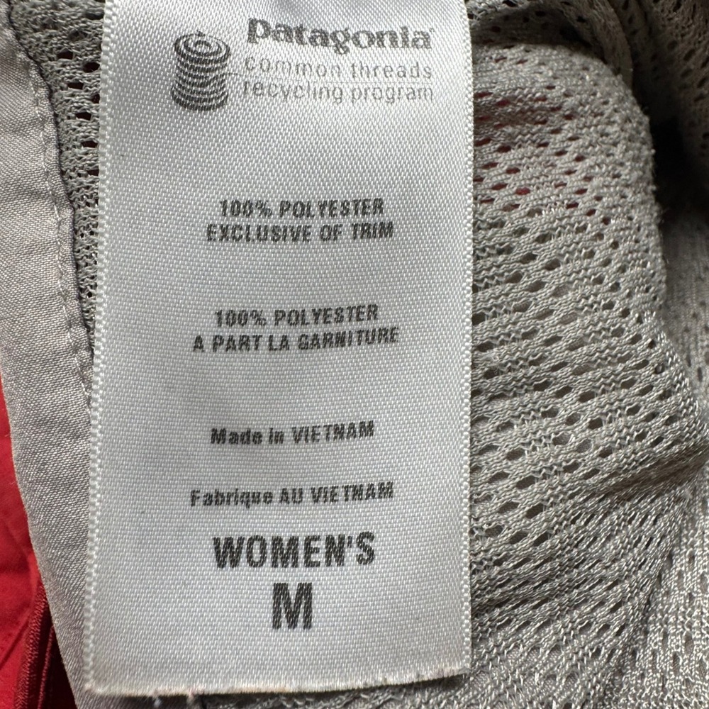 Patagonia Storm Jacket Womens Medium Red Hooded Rain Shell - Picture 6 of 6